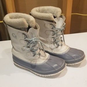 Sorel womens waterproof snow boots